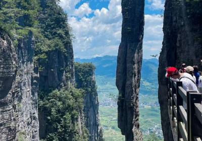 西安学子恩施研学记：高品质接待背后的荆钰力量